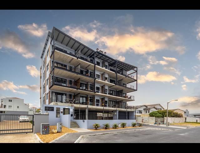 1 BEDROOM APARTMENT FOR SALE IN BEACHFRONT